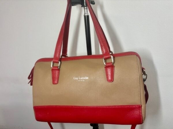 Bolso Guy Laroche camel y coral