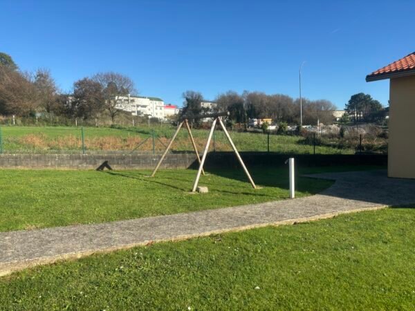 Casa a reformar con jardín y parcela - Imagen 25