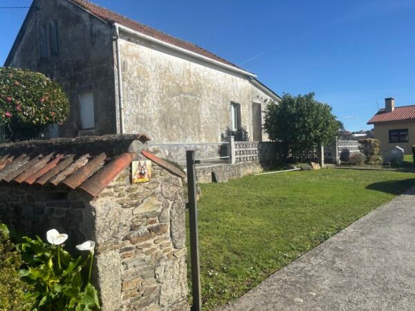 Casa a reformar con jardín y parcela - Imagen 14