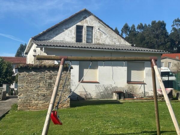 Casa a reformar con jardín y parcela - Imagen 10